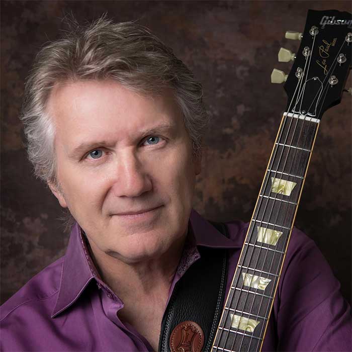 Rik Emmett of Triumph - Acoustic Duo Performance
